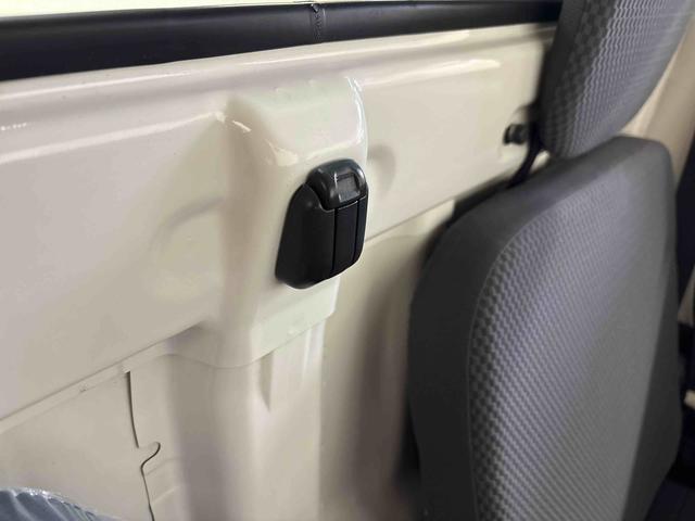 ハイゼットトラックEXTパートタイム4WD 純正CD マニュアルエアコン ハロゲンヘッドライト/フォグランプ キーレスエントリー デフロック 荷台作業灯 ストロング防錆 パワーウィンドウ テールゲートチェーン(秋田県)の中古車