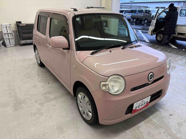 ミラココアココアＬ４ＷＤ　純正ナビ　バックカメラ　マニュアルエアコン　ハロゲンヘッドライト　電動格納ミラー　ＴＶコントロールキット　キーレスエントリー　チルトステアリング　運転席シートリフター（秋田県）の中古車