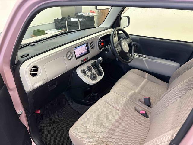 ミラココアココアＬ４ＷＤ　純正ナビ　バックカメラ　マニュアルエアコン　ハロゲンヘッドライト　電動格納ミラー　ＴＶコントロールキット　キーレスエントリー　チルトステアリング　運転席シートリフター（秋田県）の中古車