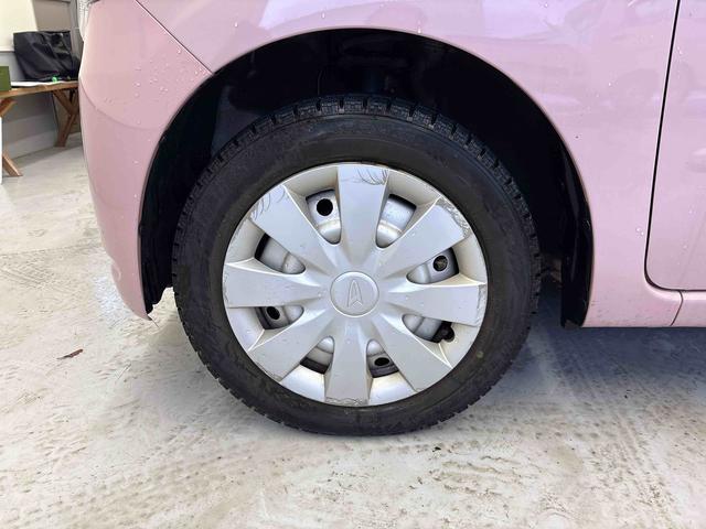 ミラココアココアＬ４ＷＤ　純正ナビ　バックカメラ　マニュアルエアコン　ハロゲンヘッドライト　電動格納ミラー　ＴＶコントロールキット　キーレスエントリー　チルトステアリング　運転席シートリフター（秋田県）の中古車