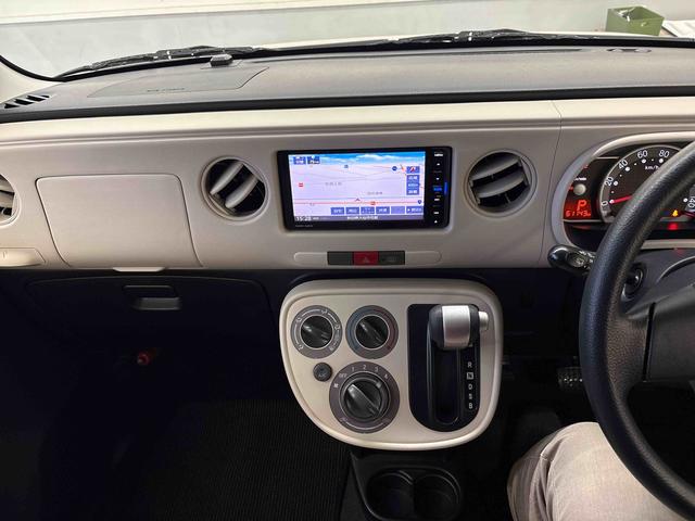 ミラココアココアＬ４ＷＤ　純正ナビ　バックカメラ　マニュアルエアコン　ハロゲンヘッドライト　電動格納ミラー　ＴＶコントロールキット　キーレスエントリー　チルトステアリング　運転席シートリフター（秋田県）の中古車