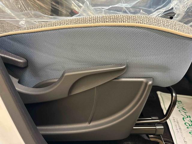 ムーヴキャンバスストライプスG4WD ディスプレイオーディオ LEDヘッドライト/フォグランプ オートエアコン/ライト/ハイビーム/電動ドアミラー ほっとカップホルダー コーナーセンサー 両側電動スライドドア バックカメラ(秋田県)の中古車