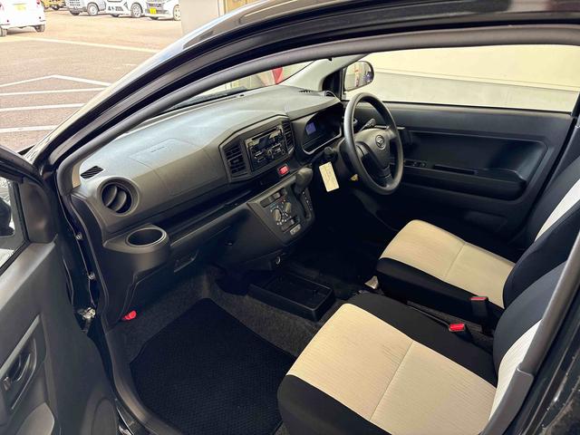 ミライースL SAIII4WD 純正CD キーレスエントリー ハロゲンヘッドライト マニュアルエアコン コーナーセンサー オートライト/ハイビーム VSC(横滑り防止機能) スマートアシスト(衝突安全防止機能)(秋田県)の中古車