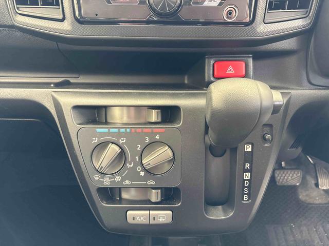 ミライースL SAIII4WD 純正CD キーレスエントリー ハロゲンヘッドライト マニュアルエアコン コーナーセンサー オートライト/ハイビーム VSC(横滑り防止機能) スマートアシスト(衝突安全防止機能)(秋田県)の中古車