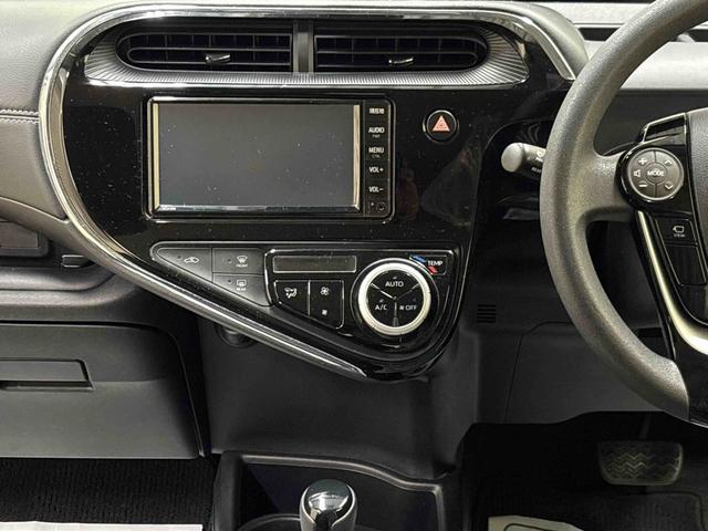 アクアSスタイルブラック純正ナビ ドライブレコーダー リモコンエンジンスターター LEDヘッドライト/フォグランプ オートエアコン/ライト/ハイビーム フロントシールドディアイサー 電動格納ドアミラー コーナーセンサー(秋田県)の中古車