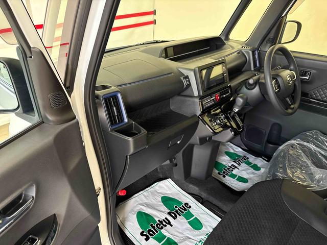 タントカスタムＸスタイルセレクション４ＷＤ　純正ナビ　ＬＥＤヘッドライト／フォグランプ　オートエアコン／ライト／ハイビーム／電動ドアミラー　社外品ＥＴＣ　ドライブレコーダー　コーナーセンサー　両側電動スライドドア　チルトステアリング（秋田県）の中古車