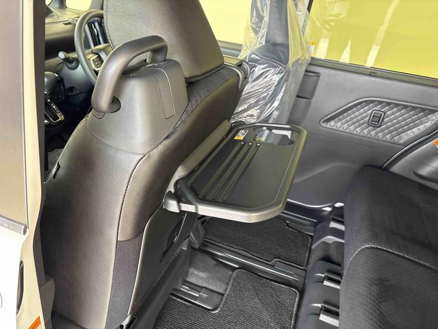 タントカスタムＸスタイルセレクション４ＷＤ　純正ナビ　ＬＥＤヘッドライト／フォグランプ　オートエアコン／ライト／ハイビーム／電動ドアミラー　社外品ＥＴＣ　ドライブレコーダー　コーナーセンサー　両側電動スライドドア　チルトステアリング（秋田県）の中古車