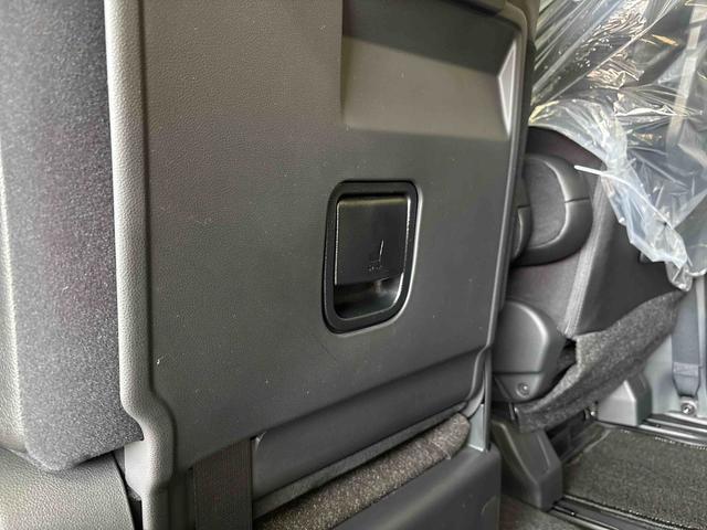 タントカスタムＸスタイルセレクション４ＷＤ　純正ナビ　ＬＥＤヘッドライト／フォグランプ　オートエアコン／ライト／ハイビーム／電動ドアミラー　社外品ＥＴＣ　ドライブレコーダー　コーナーセンサー　両側電動スライドドア　チルトステアリング（秋田県）の中古車