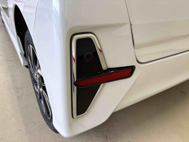 タントカスタムＸスタイルセレクション４ＷＤ　純正ナビ　ＬＥＤヘッドライト／フォグランプ　オートエアコン／ライト／ハイビーム／電動ドアミラー　社外品ＥＴＣ　ドライブレコーダー　コーナーセンサー　両側電動スライドドア　チルトステアリング（秋田県）の中古車