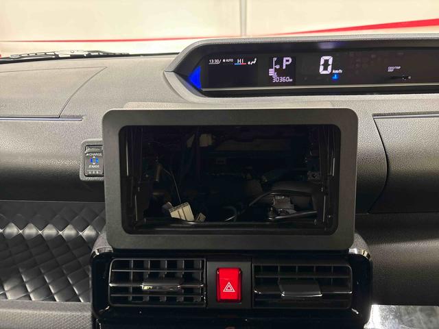 タントカスタムX4WD LEDヘッドライト/フォグランプ オートエアコン/ライト/ハイビーム/電動ドアミラー コーナーセンサー 運転席・助手席シートヒーター 両側電動スライドドア チルトステアリング(秋田県)の中古車