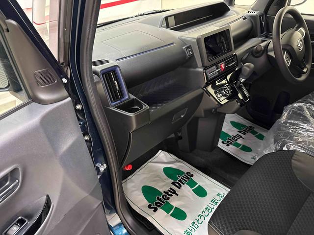 タントカスタムX4WD LEDヘッドライト/フォグランプ オートエアコン/ライト/ハイビーム/電動ドアミラー コーナーセンサー 運転席・助手席シートヒーター 両側電動スライドドア チルトステアリング(秋田県)の中古車