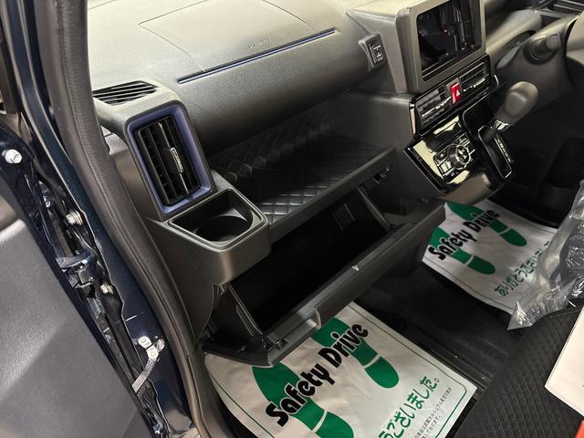 タントカスタムX4WD LEDヘッドライト/フォグランプ オートエアコン/ライト/ハイビーム/電動ドアミラー コーナーセンサー 運転席・助手席シートヒーター 両側電動スライドドア チルトステアリング(秋田県)の中古車