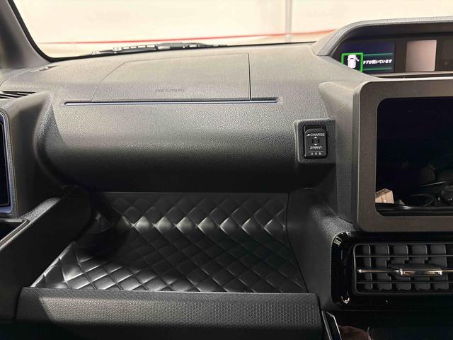 タントカスタムX4WD LEDヘッドライト/フォグランプ オートエアコン/ライト/ハイビーム/電動ドアミラー コーナーセンサー 運転席・助手席シートヒーター 両側電動スライドドア チルトステアリング(秋田県)の中古車