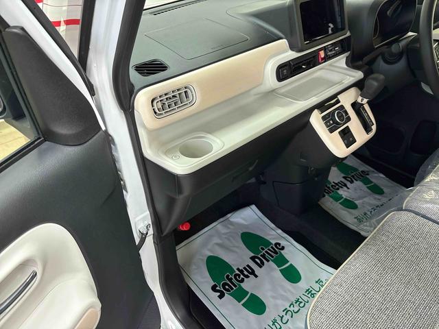 ムーヴキャンバスストライプスＧ４ＷＤ　ＬＥＤヘッドライト／フォグランプ　オートエアコン／ライト／ハイビーム／電動ドアミラー　両側電動スライドドア　コーナーセンサー　電動パーキングブレーキ　リモコンエンジンスターター（秋田県）の中古車