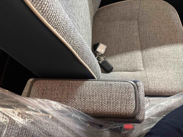 ムーヴキャンバスストライプスＧ４ＷＤ　ＬＥＤヘッドライト／フォグランプ　オートエアコン／ライト／ハイビーム／電動ドアミラー　両側電動スライドドア　コーナーセンサー　電動パーキングブレーキ　リモコンエンジンスターター（秋田県）の中古車