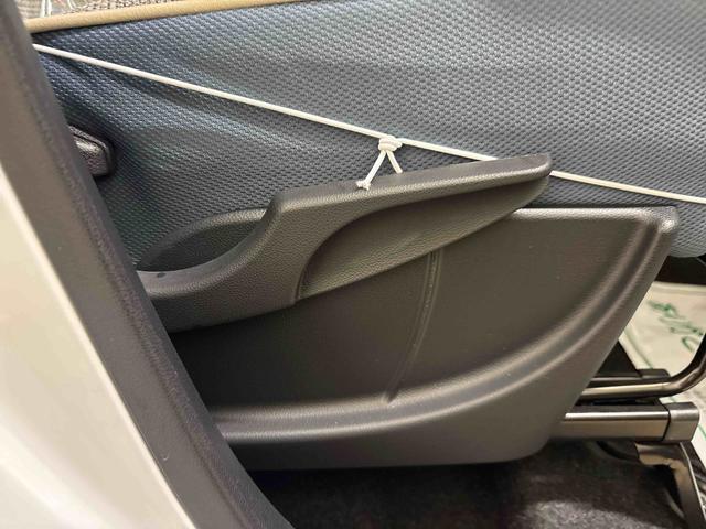 ムーヴキャンバスストライプスＧ４ＷＤ　ＬＥＤヘッドライト／フォグランプ　オートエアコン／ライト／ハイビーム／電動ドアミラー　両側電動スライドドア　コーナーセンサー　電動パーキングブレーキ　リモコンエンジンスターター（秋田県）の中古車