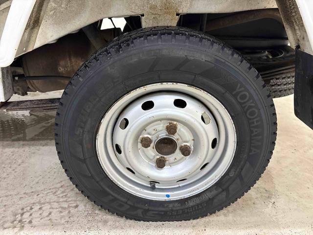 ハイゼットトラックスタンダード　農用スペシャル（ＡＣレス）４ＷＤ　純正ラジオ（ＡＭ・ＦＭ）　ハロゲンヘッドライト　パートタイム４ＷＤ　デフロック　荷台作業灯（秋田県）の中古車