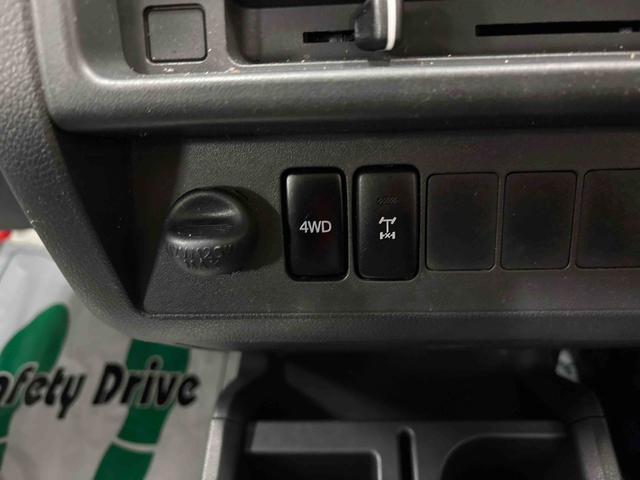 ハイゼットトラックスタンダード　農用スペシャル（ＡＣレス）４ＷＤ　純正ラジオ（ＡＭ・ＦＭ）　ハロゲンヘッドライト　パートタイム４ＷＤ　デフロック　荷台作業灯（秋田県）の中古車