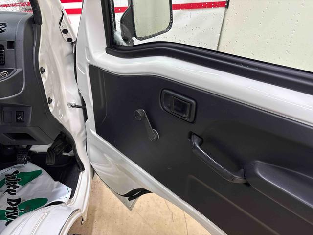 ハイゼットトラックスタンダード　農用スペシャル（ＡＣレス）４ＷＤ　純正ラジオ（ＡＭ・ＦＭ）　ハロゲンヘッドライト　パートタイム４ＷＤ　デフロック　荷台作業灯（秋田県）の中古車