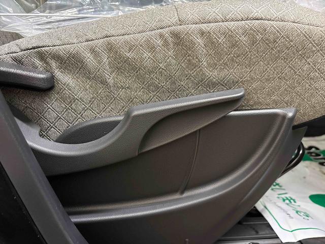 タントX4WD 純正ナビ LEDヘッドライト オートエアコン/ライト/ハイビーム/電動ドアミラー 運転席・助手席シートヒーター コーナーセンサー アップグレードパック 両側電動スライドドア チルトステアリング(秋田県)の中古車