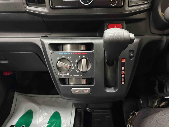 ミライースＬ　ＳＡIII４ＷＤ　純正ＣＤ　ハロゲンヘッドライト　マニュアルエアコン　オートライト／ハイビーム　キーレスエントリー　ＥＴＣ　コーナーセンサー　ＶＳＣ（横滑り防止機能）　スマートアシスト（予防安全装置）（秋田県）の中古車