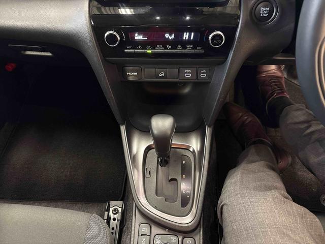 ヤリスクロスＧ４ＷＤ　ディスプレイオーディオ　バックカメラ　コーナーセンサー　トヨタセーフティセンス　ＥＴＣ　電動パーキングブレーキ　オートエアコン／ライト／ハイビーム／電動ドアミラー　クルーズコントロール（秋田県）の中古車