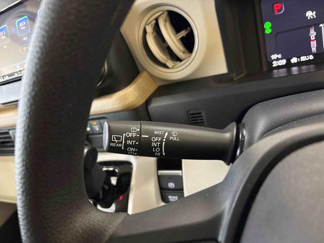 Ｎ−ＢＯＸベースグレード４ＷＤ　ホンダセンシング　社外ナビ　社外ＥＴＣ　オートエアコン／ライト　電動格納ドアミラー　ＬＥＤヘッドライト　クルーズコントロール　チルトステアリング　電動パーキングブレーキ　シートリフター（秋田県）の中古車