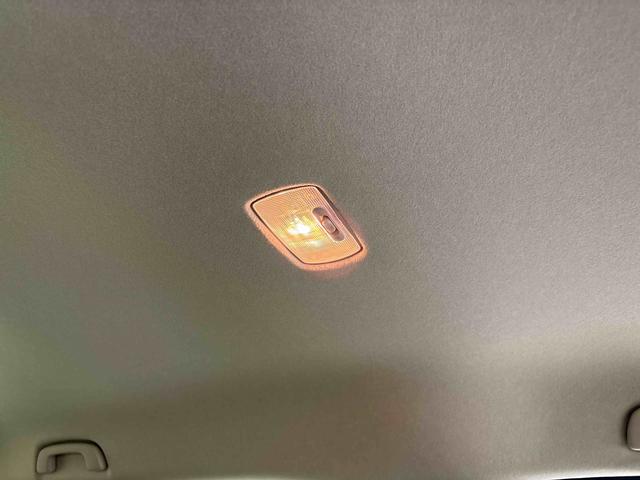 Ｎ−ＢＯＸベースグレード４ＷＤ　ホンダセンシング　社外ナビ　社外ＥＴＣ　オートエアコン／ライト　電動格納ドアミラー　ＬＥＤヘッドライト　クルーズコントロール　チルトステアリング　電動パーキングブレーキ　シートリフター（秋田県）の中古車