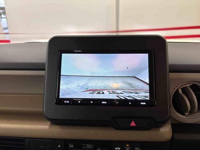 Ｎ−ＢＯＸベースグレード４ＷＤ　ホンダセンシング　社外ナビ　社外ＥＴＣ　オートエアコン／ライト　電動格納ドアミラー　ＬＥＤヘッドライト　クルーズコントロール　チルトステアリング　電動パーキングブレーキ　シートリフター（秋田県）の中古車