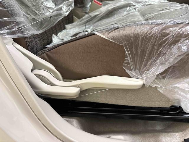 アルトラパンＬＣＬ４ＷＤ　スズキセーフティサポート　ディスプレイオーディオ　ＬＥＤヘッドライト　リヤコーナーセンサー　チルトステアリング　シートリフター　オートエアコン　オートライト　電動格納ドアミラー　シートヒーター（秋田県）の中古車