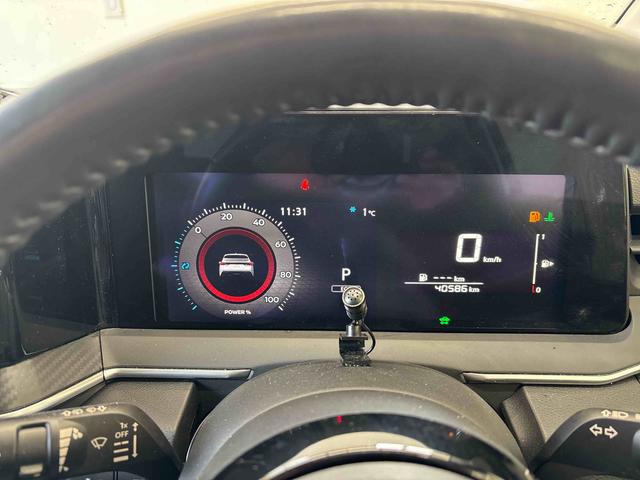 ノートＳ　ＦＯＵＲ４ＷＤ　ナビ（社外品）　ＥＴＣ　ハロゲンヘッドライト　電動パーキングブレーキ　オートエアコン／ライト　電動格納ドアミラー　ハンドルヒーター　運転席・助手席シートヒーター　チルトステアリング（秋田県）の中古車