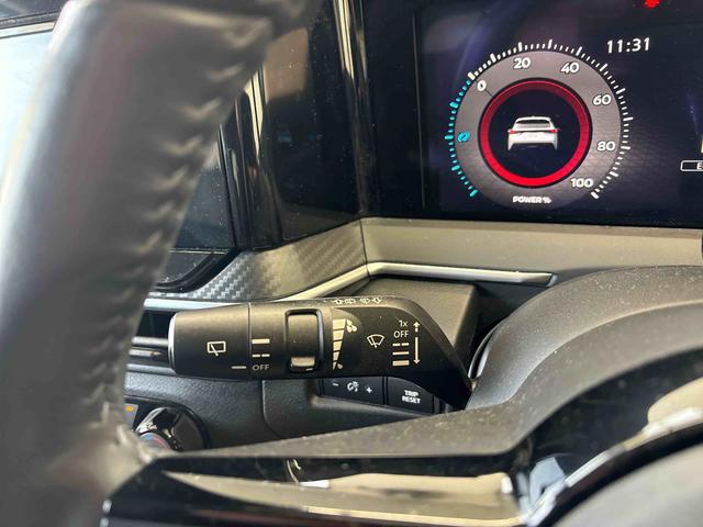 ノートＳ　ＦＯＵＲ４ＷＤ　ナビ（社外品）　ＥＴＣ　ハロゲンヘッドライト　電動パーキングブレーキ　オートエアコン／ライト　電動格納ドアミラー　ハンドルヒーター　運転席・助手席シートヒーター　チルトステアリング（秋田県）の中古車