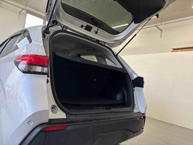 ノートＳ　ＦＯＵＲ４ＷＤ　ナビ（社外品）　ＥＴＣ　ハロゲンヘッドライト　電動パーキングブレーキ　オートエアコン／ライト　電動格納ドアミラー　ハンドルヒーター　運転席・助手席シートヒーター　チルトステアリング（秋田県）の中古車