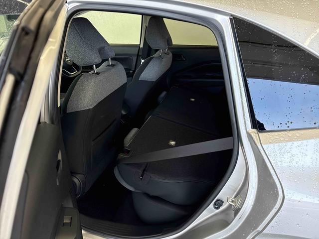 ノートＳ　ＦＯＵＲ４ＷＤ　ナビ（社外品）　ＥＴＣ　ハロゲンヘッドライト　電動パーキングブレーキ　オートエアコン／ライト　電動格納ドアミラー　ハンドルヒーター　運転席・助手席シートヒーター　チルトステアリング（秋田県）の中古車