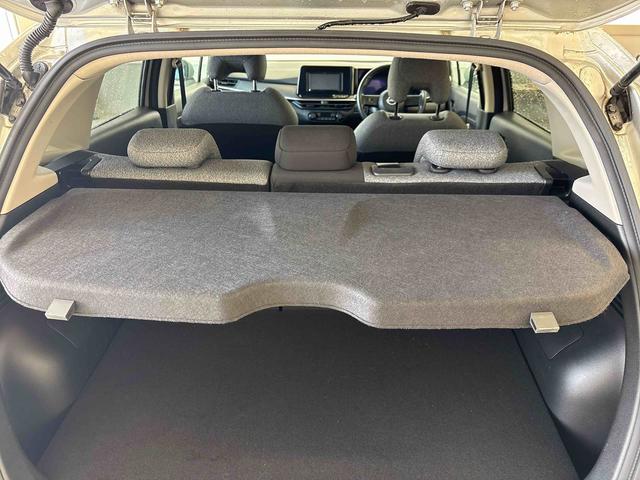 ノートＳ　ＦＯＵＲ４ＷＤ　ナビ（社外品）　ＥＴＣ　ハロゲンヘッドライト　電動パーキングブレーキ　オートエアコン／ライト　電動格納ドアミラー　ハンドルヒーター　運転席・助手席シートヒーター　チルトステアリング（秋田県）の中古車