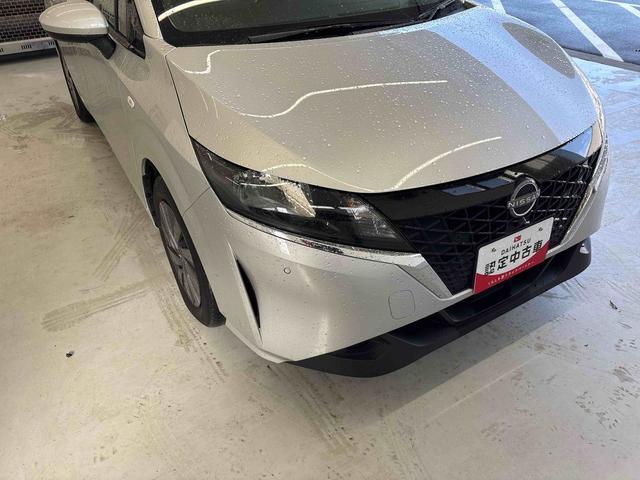 ノートＳ　ＦＯＵＲ４ＷＤ　ナビ（社外品）　ＥＴＣ　ハロゲンヘッドライト　電動パーキングブレーキ　オートエアコン／ライト　電動格納ドアミラー　ハンドルヒーター　運転席・助手席シートヒーター　チルトステアリング（秋田県）の中古車