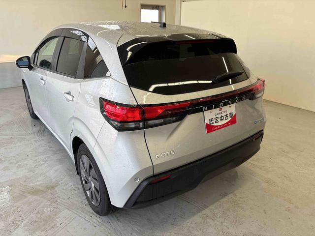 ノートＳ　ＦＯＵＲ４ＷＤ　ナビ（社外品）　ＥＴＣ　ハロゲンヘッドライト　電動パーキングブレーキ　オートエアコン／ライト　電動格納ドアミラー　ハンドルヒーター　運転席・助手席シートヒーター　チルトステアリング（秋田県）の中古車