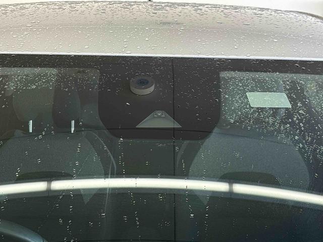 ノートＳ　ＦＯＵＲ４ＷＤ　ナビ（社外品）　ＥＴＣ　ハロゲンヘッドライト　電動パーキングブレーキ　オートエアコン／ライト　電動格納ドアミラー　ハンドルヒーター　運転席・助手席シートヒーター　チルトステアリング（秋田県）の中古車