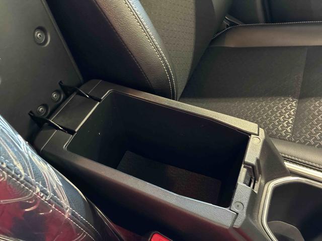 ロッキープレミアムG4WD スマアシ(衝突安全防止機能) 全周囲カメラ クルーズコントロール キーフリー オートエアコン/ライト LEDヘッド/フォグランプ チルトステアリング シートリフター リヤフォグランプ(秋田県)の中古車