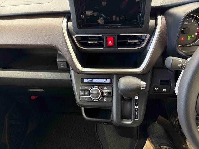 ムーヴＧ４ＷＤ　バックカメラ　ＬＥＤヘッドライト／フォグランプ　オートエアコン／ライト／ハイビーム／電動ドアミラー　コーナーセンサー　助手席電動スライドドア　電動パーキングブレーキ　チルトステアリング（秋田県）の中古車