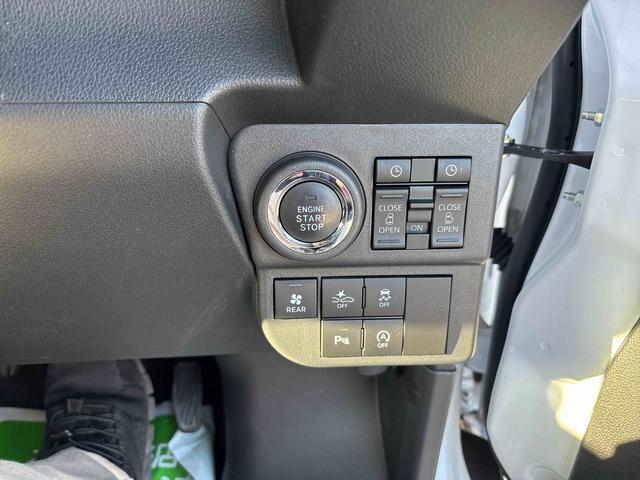 アトレーデッキバン電子４ＷＤ　ＬＥＤヘッドライト／フォグランプ　オートエアコン／ライト／ハイビーム　電動格納ドアミラー　ディスプレーオーディオ　バックカメラ　両側電動スライドドア　クルーズコントロール（秋田県）の中古車