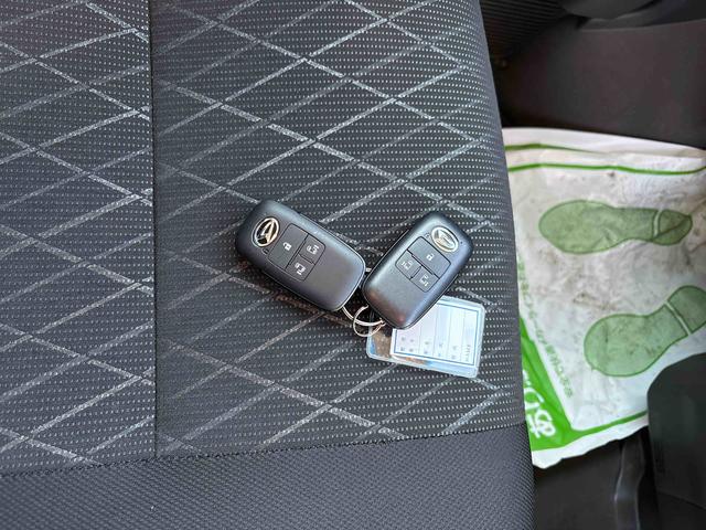 アトレーデッキバン電子４ＷＤ　ＬＥＤヘッドライト／フォグランプ　オートエアコン／ライト／ハイビーム　電動格納ドアミラー　ディスプレーオーディオ　バックカメラ　両側電動スライドドア　クルーズコントロール（秋田県）の中古車