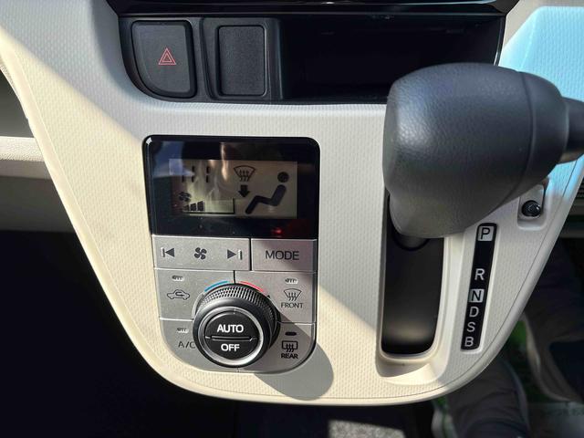 ムーヴＸリミテッドII　ＳＡIII４ＷＤ　純正ＣＤ　ＬＥＤヘッドライト　オートエアコン／ライト／ハイビーム／電動ドアミラー　運転席シートヒーター　チルトステアリング　運転席シートリフター　ＶＳＣ（横滑り防止機能）（秋田県）の中古車