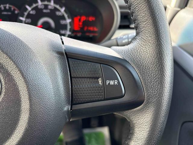 ムーヴＸリミテッドII　ＳＡIII４ＷＤ　純正ＣＤ　ＬＥＤヘッドライト　オートエアコン／ライト／ハイビーム／電動ドアミラー　運転席シートヒーター　チルトステアリング　運転席シートリフター　ＶＳＣ（横滑り防止機能）（秋田県）の中古車