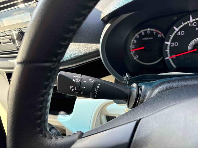 ムーヴＸリミテッドII　ＳＡIII４ＷＤ　純正ＣＤ　ＬＥＤヘッドライト　オートエアコン／ライト／ハイビーム／電動ドアミラー　運転席シートヒーター　チルトステアリング　運転席シートリフター　ＶＳＣ（横滑り防止機能）（秋田県）の中古車