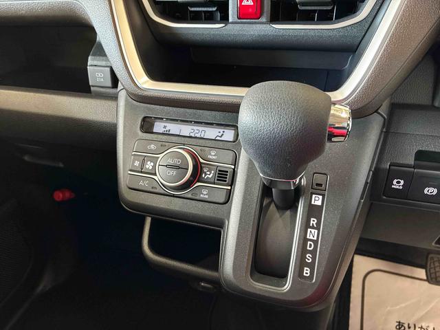 ムーヴG4WD スマアシ(衝突安全防止機能) バックカメラ 片側パワースライドドア キーフリー オートエアコン/ライト/電動格納式ドアミラー LEDヘッド/フォグランプ チルトステアリング シートリフター(秋田県)の中古車