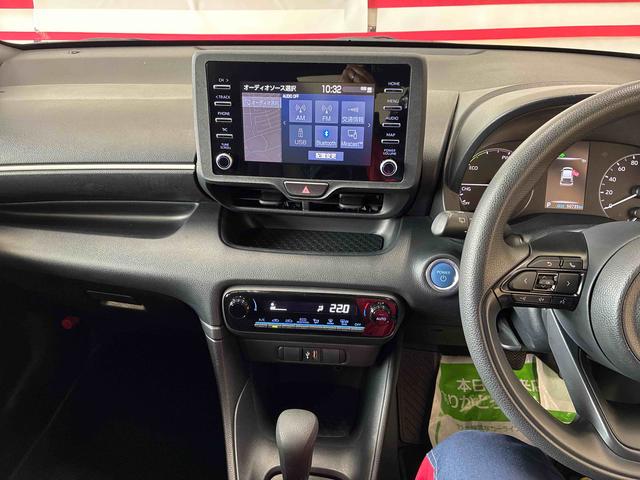 ヤリスハイブリッドＸ４ＷＤ　衝突安全防止機能　ナビゲーション　バックカメラ　クルーズコントロール　オートエアコン／ライト　ハロゲンヘッドランプ　ドラレコ　ＥＴＣ　チルトステアリング　シートリフター　サイドエアバッグ（秋田県）の中古車