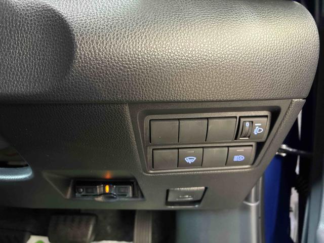 ヤリスハイブリッドＸ４ＷＤ　衝突安全防止機能　ナビゲーション　バックカメラ　クルーズコントロール　オートエアコン／ライト　ハロゲンヘッドランプ　ドラレコ　ＥＴＣ　チルトステアリング　シートリフター　サイドエアバッグ（秋田県）の中古車