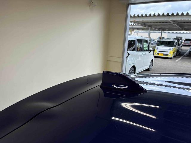 ヤリスハイブリッドＸ４ＷＤ　衝突安全防止機能　ナビゲーション　バックカメラ　クルーズコントロール　オートエアコン／ライト　ハロゲンヘッドランプ　ドラレコ　ＥＴＣ　チルトステアリング　シートリフター　サイドエアバッグ（秋田県）の中古車