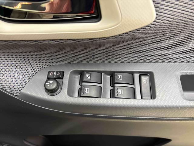 ムーヴＸターボ４ＷＤ　純正ナビ　ドライブレコーダー　ＬＥＤヘッドライト　オートエアコン／ライト／電動ドアミラー　バックカメラ　ステアリングスイッチ　ＴＶコントロールキット　チルトステアリング　運転席シートリフター（秋田県）の中古車